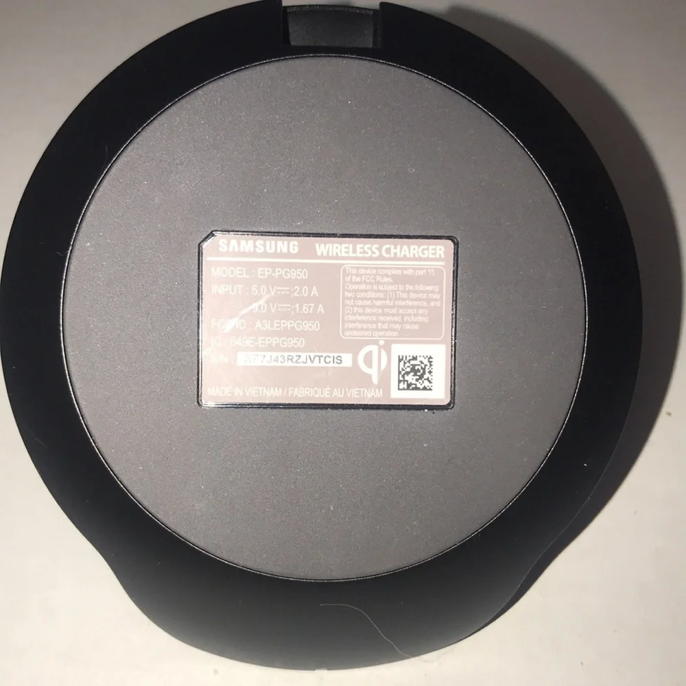 Like New Samsung - 9W Qi-Certified‎ Fast Charge Wireless